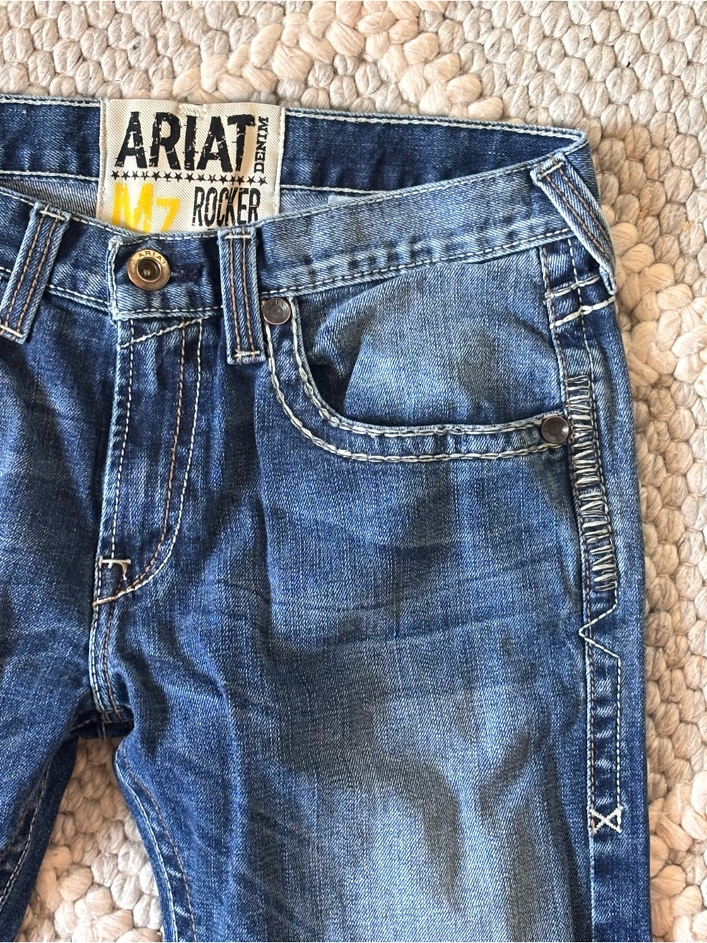 Ariat M7 Rocker Slim Fit Boot Cut Jeans - Medium Wash Men's - Picture 4 of 12